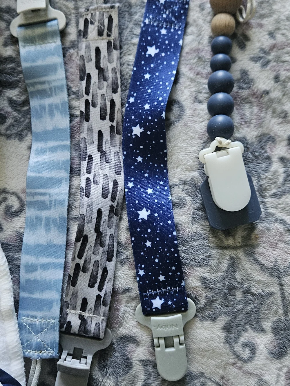 Reuasble Baby Cloth Diapers And Pacifiee Accessories